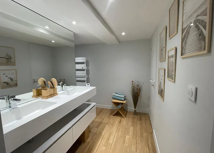 Apartment Face Pieds Dans L'eau Duplex 4 155 M2 8-12 Personnes *
