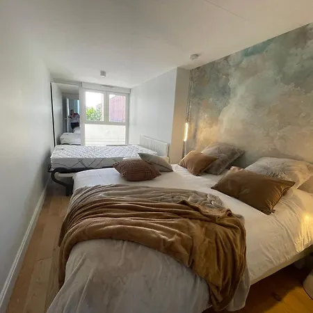 Face Pieds Dans L'eau Duplex 4 155 M2 8-12 Personnes
