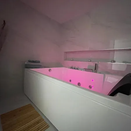 Face Pieds Dans L'eau Duplex 4 155 M2 8-12 Personnes