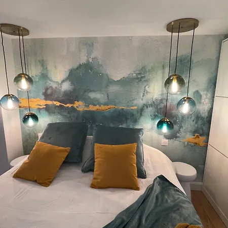 Face Pieds Dans L'eau Duplex 4 155 M2 8-12 Personnes