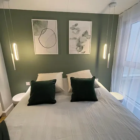 Apartment Julia - Incroyable Duplex Face Mer - 4 Chambres - 155 M2 *