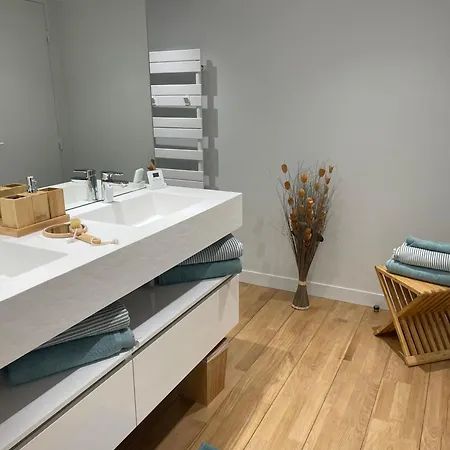 Apartment Face Pieds Dans L'eau Duplex 4 155 M2 8-12 Personnes *