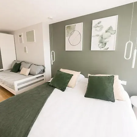 Julia - Incroyable Duplex Face Mer - 4 Chambres - 155 M2 Apartment *