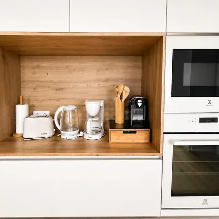 Julia - Incroyable Duplex Face Mer - 4 Chambres - 155 M2
