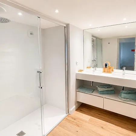 Apartment Julia - Incroyable Duplex Face Mer - 4 Chambres - 155 M2 *