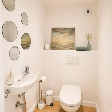 Julia - Incroyable Duplex Face Mer - 4 Chambres - 155 M2